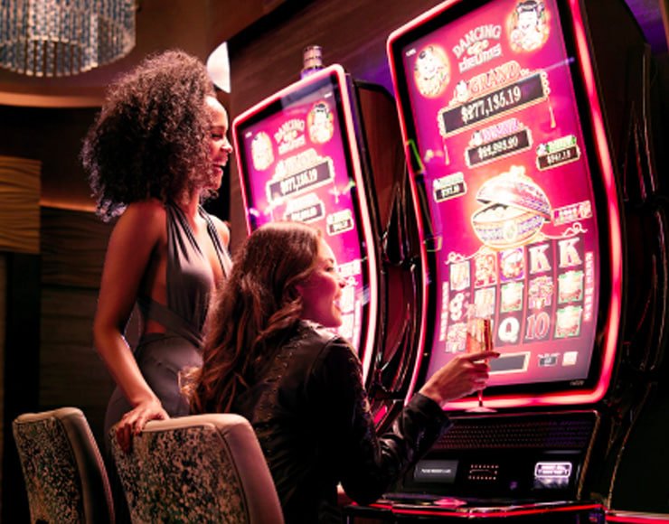 gkkk Slots နှင့် Live Casino ဂိမ်းများ Myanmar ကစားသူများ ကစားနေသောမြင်ကွင်း